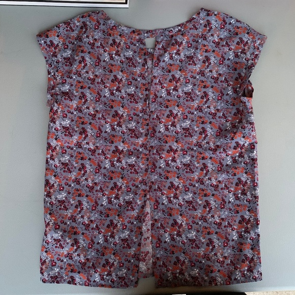 Abercrombie & Fitch Short Sleeve Top - Picture 5 of 5